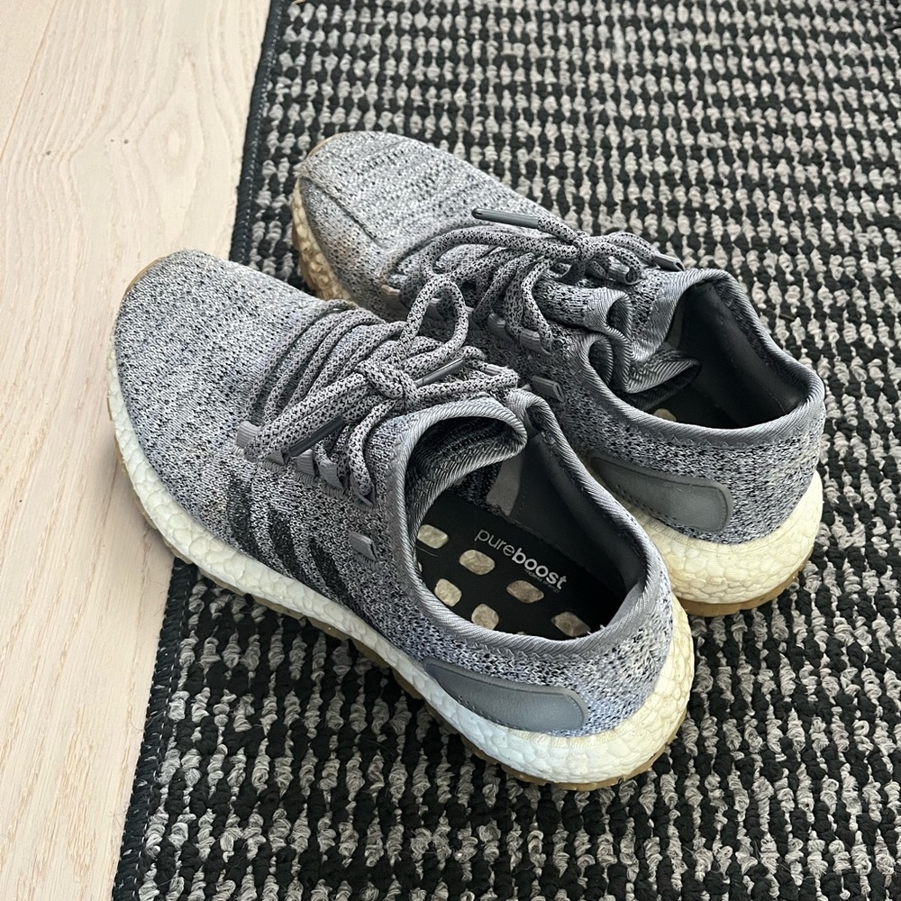 Adidas pureboost size 5.5, fits like 7.5